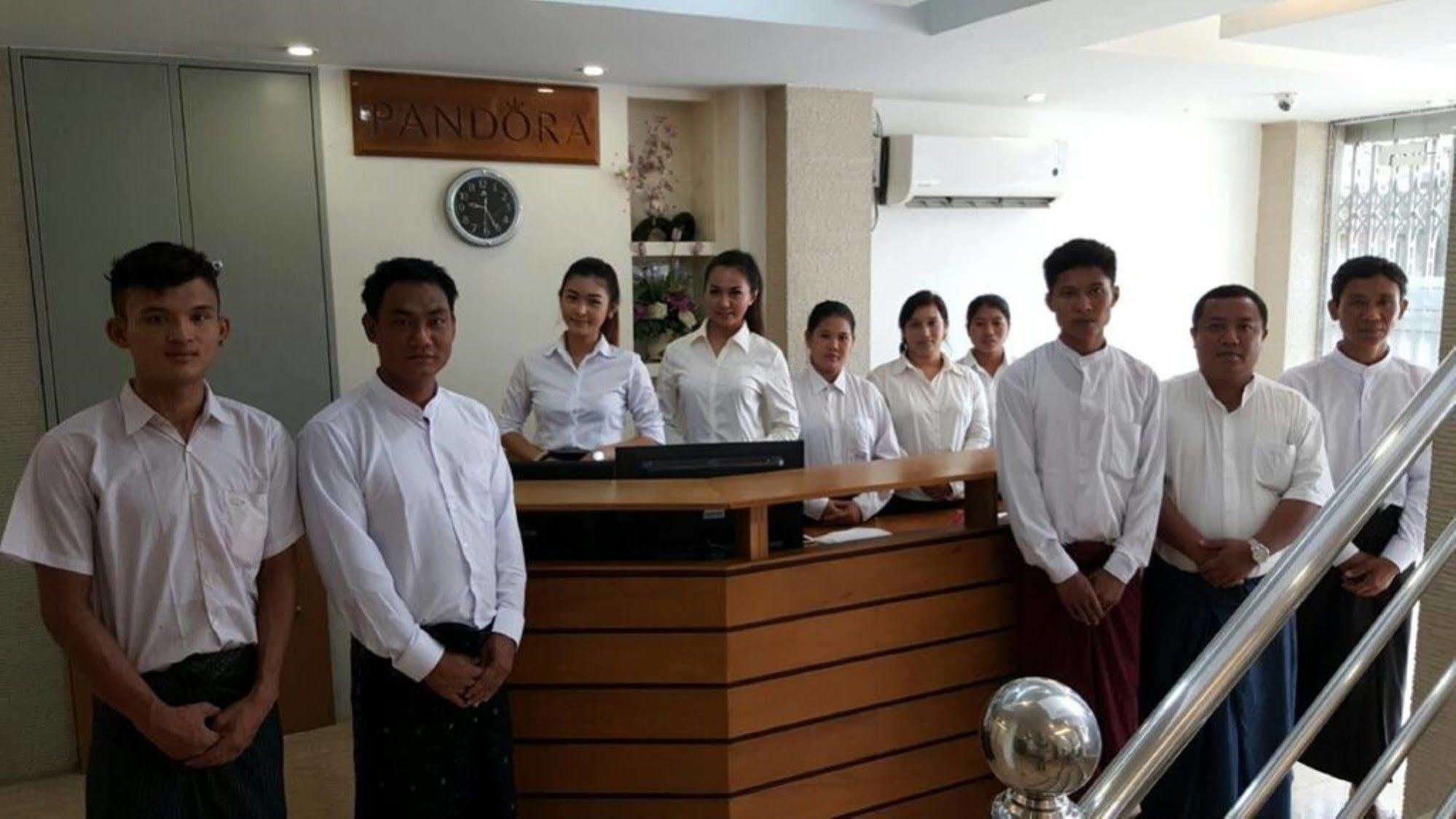 Pandora Motel Yangon Exterior foto
